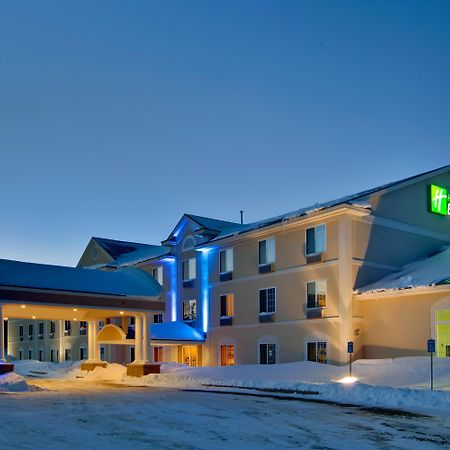 Holiday Inn Express Hotel & Suites Cadillac By Ihg Exterior foto
